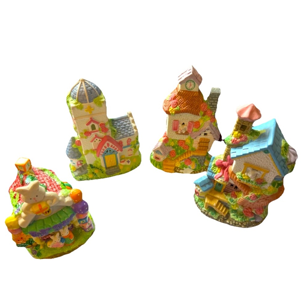 Hoppy Hollow Easter Village 5 Piece
